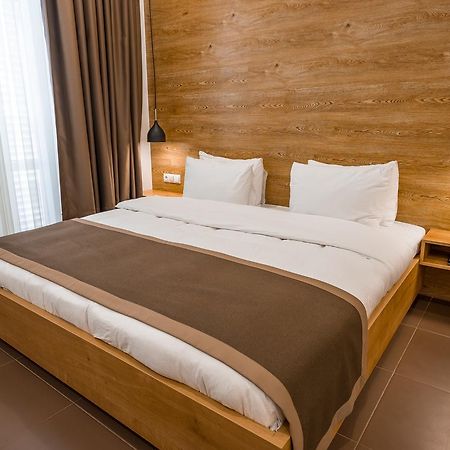 Luxury Apartments On Central Avenue Tbilisi Exterior photo